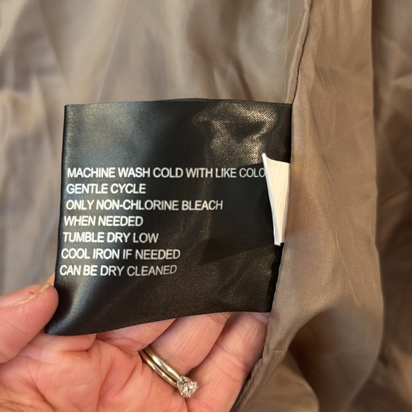 Women’s TOWER by London Fog TRUFFLE Hooded Quilted Puffer Coat Jacket size Large - Picture 14 of 16